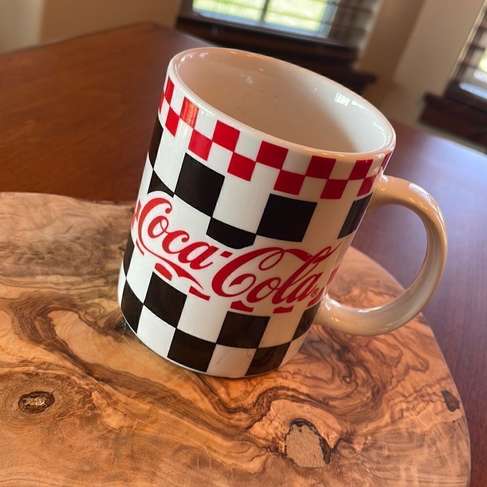 Vintage 1997 Coca Cola Mug